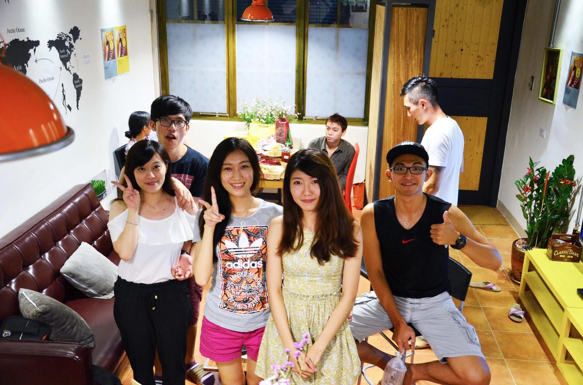 Knock Knock Hostel Kaohsziung Kültér fotó