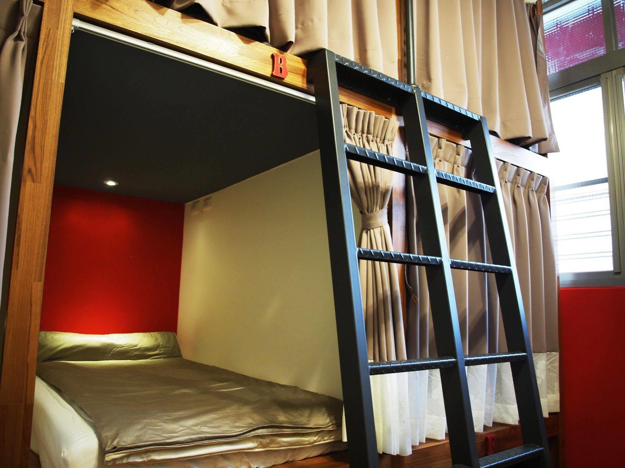 Knock Knock Hostel Kaohsziung Kültér fotó